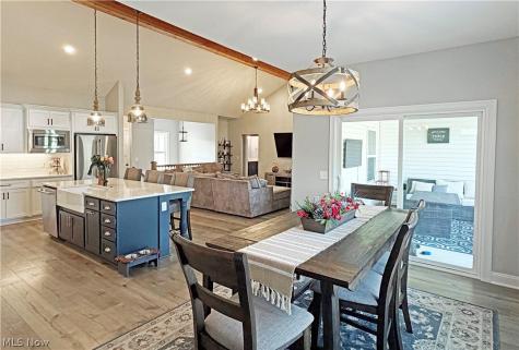 490 Byberry Drive NE Hartville OH 44632