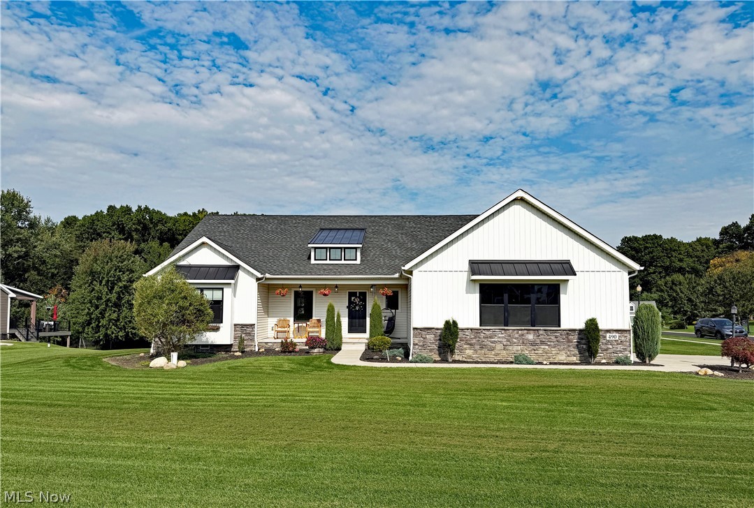 490 Byberry Drive NE Hartville OH 44632