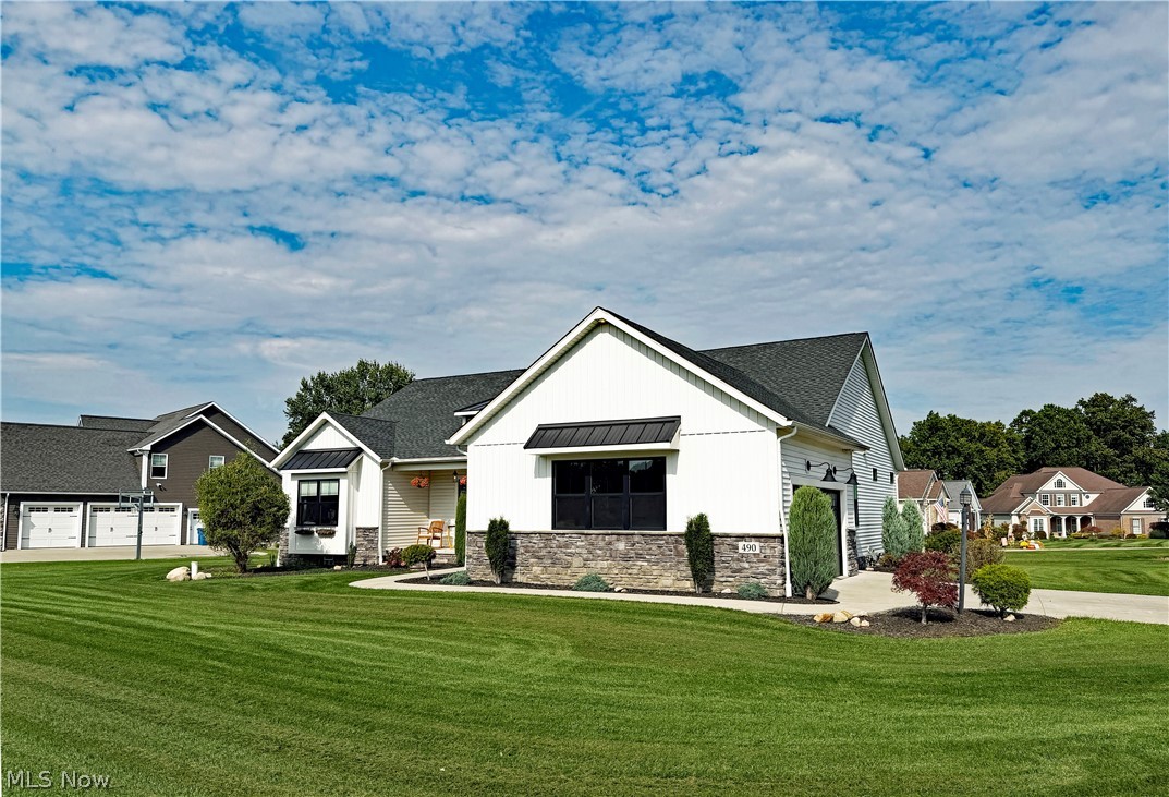 490 Byberry Drive NE Hartville OH 44632