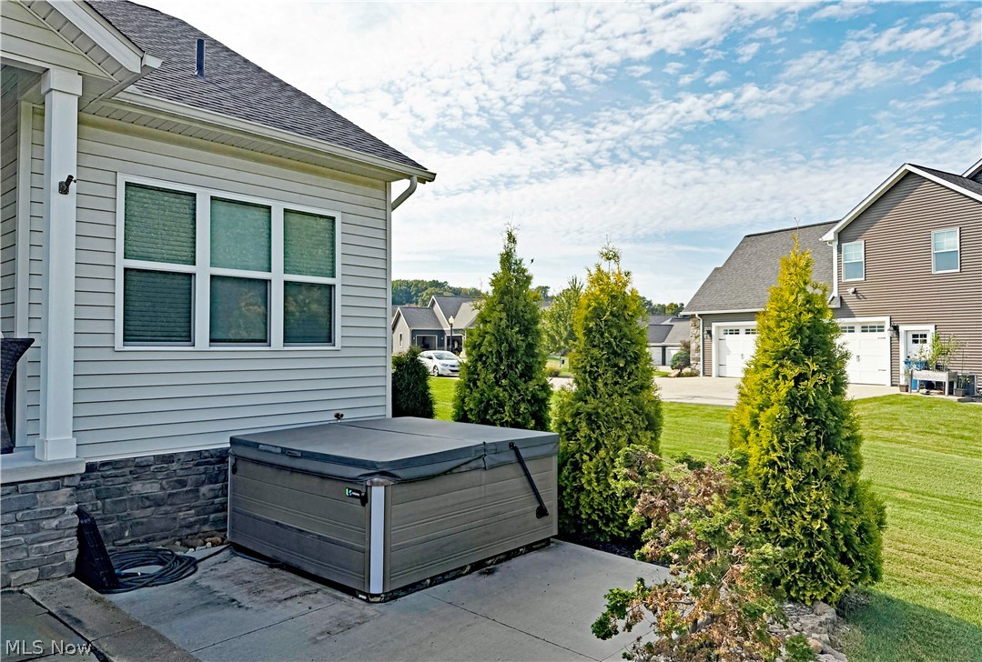 490 Byberry Drive NE Hartville OH 44632