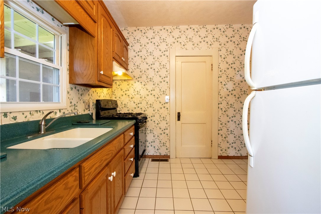 137 W 2nd Street Perrysville OH 44864