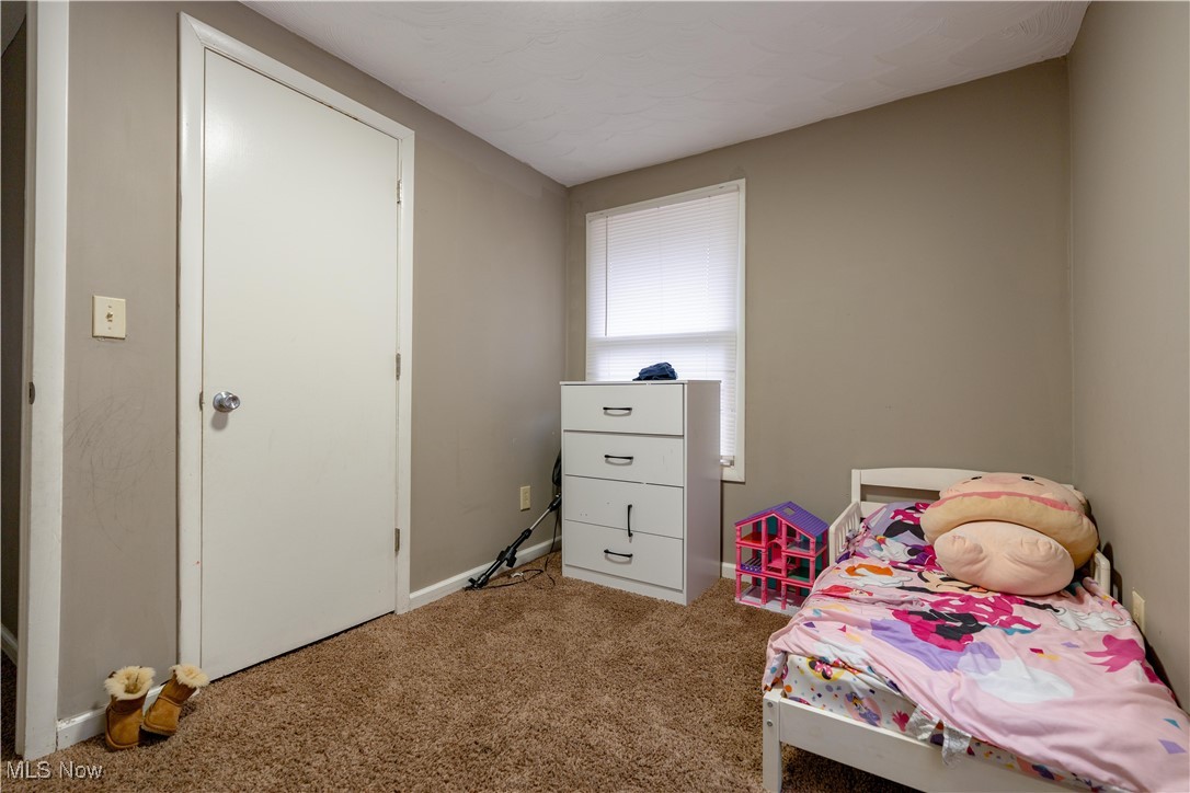 985 Bloomfield Avenue Akron OH 44302