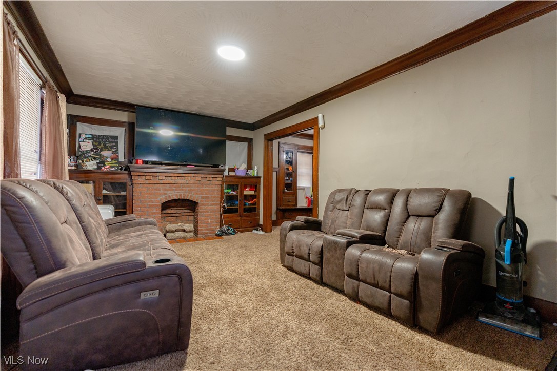 985 Bloomfield Avenue Akron OH 44302