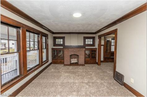 985 Bloomfield Avenue Akron OH 44302