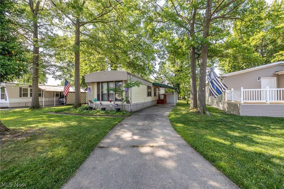 43 Parkway Drive Olmsted Twp OH 44138