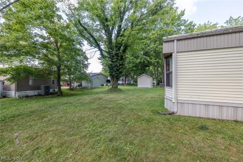43 Parkway Drive Olmsted Twp OH 44138