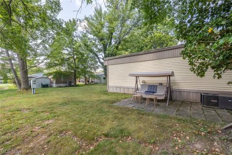 43 Parkway Drive Olmsted Twp OH 44138