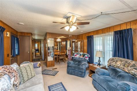 43 Parkway Drive Olmsted Twp OH 44138