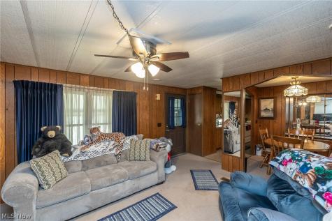 43 Parkway Drive Olmsted Twp OH 44138