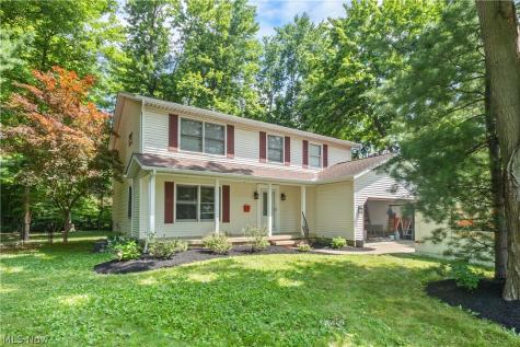 8121 Yorkshire Drive Mentor OH 44060