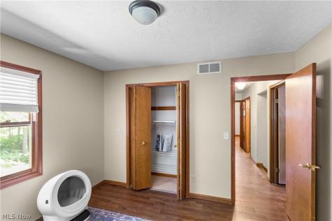 8121 Yorkshire Drive Mentor OH 44060