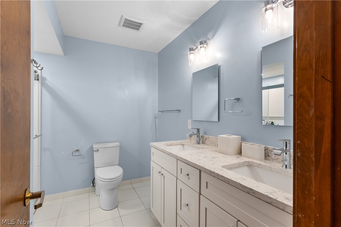 8121 Yorkshire Drive Mentor OH 44060