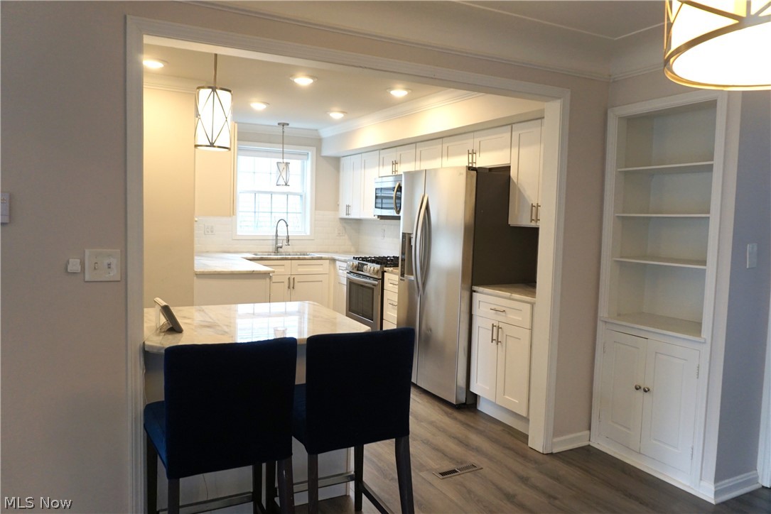 3710 Strandhill Road Shaker Heights OH 44122