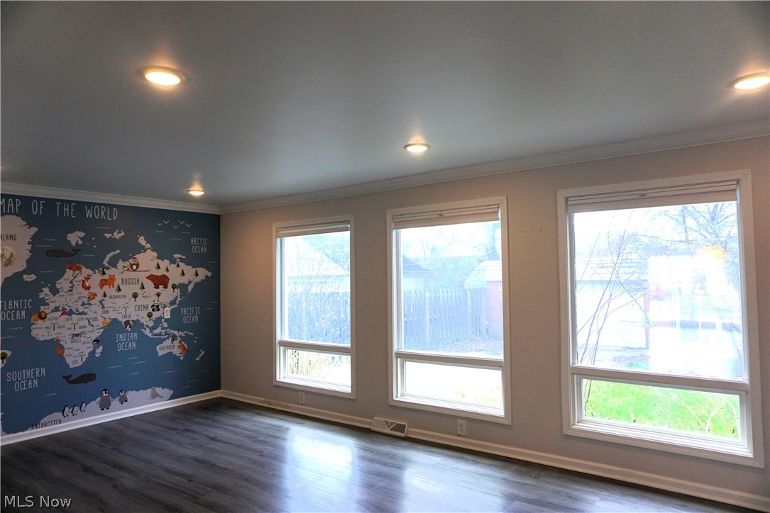 3710 Strandhill Road Shaker Heights OH 44122