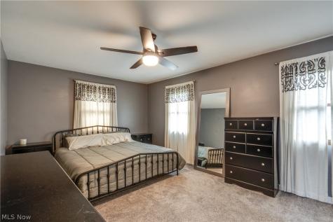 2635 Daffodil Street NE Canton OH 44705