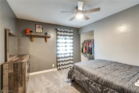2635 Daffodil Street NE Canton OH 44705