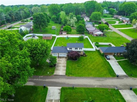 2635 Daffodil Street NE Canton OH 44705