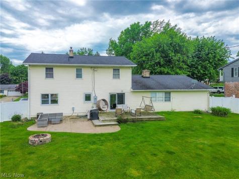2635 Daffodil Street NE Canton OH 44705