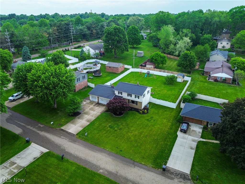 2635 Daffodil Street NE Canton OH 44705