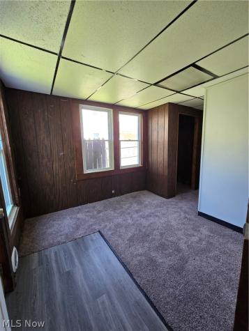 5915 Cable Avenue Cleveland OH 44127