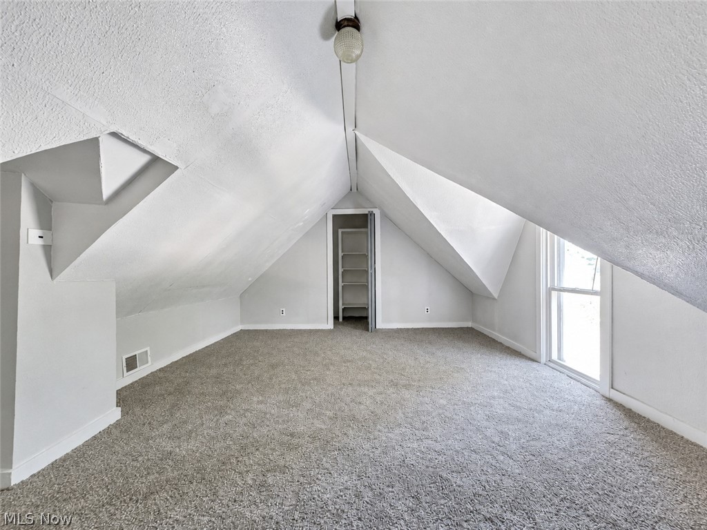 5915 Cable Avenue Cleveland OH 44127