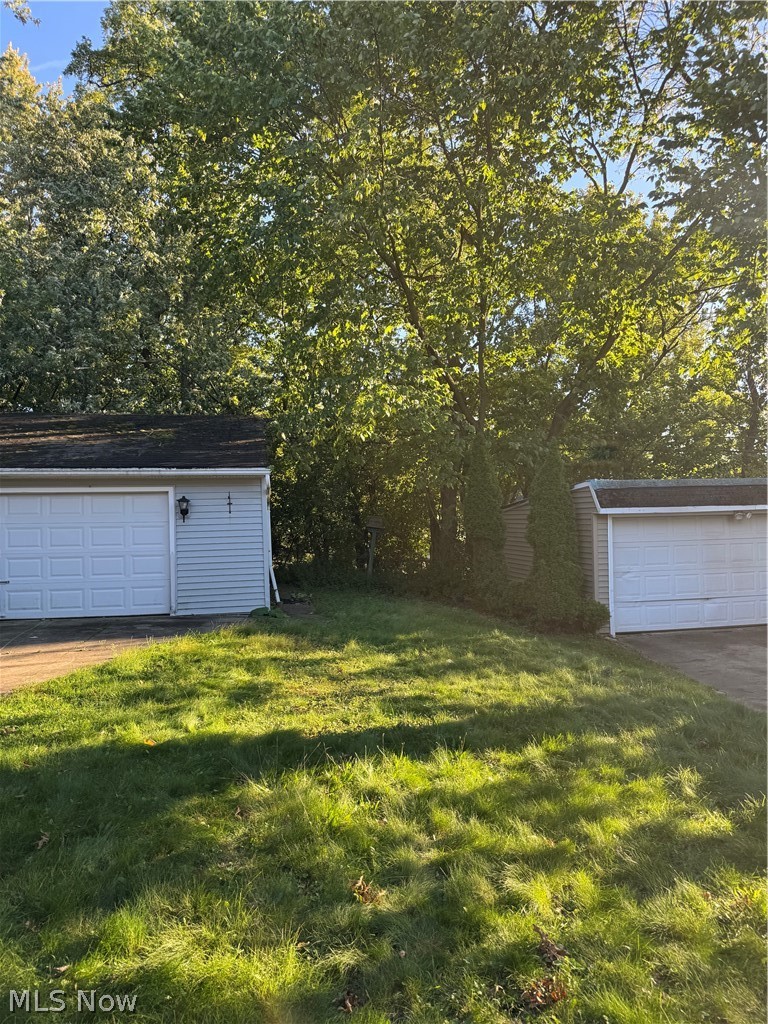 20704 Gardenview Drive Maple Heights OH 44137
