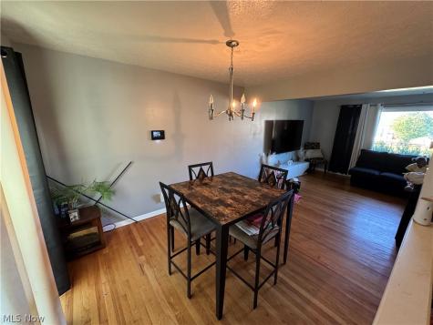 20704 Gardenview Drive Maple Heights OH 44137