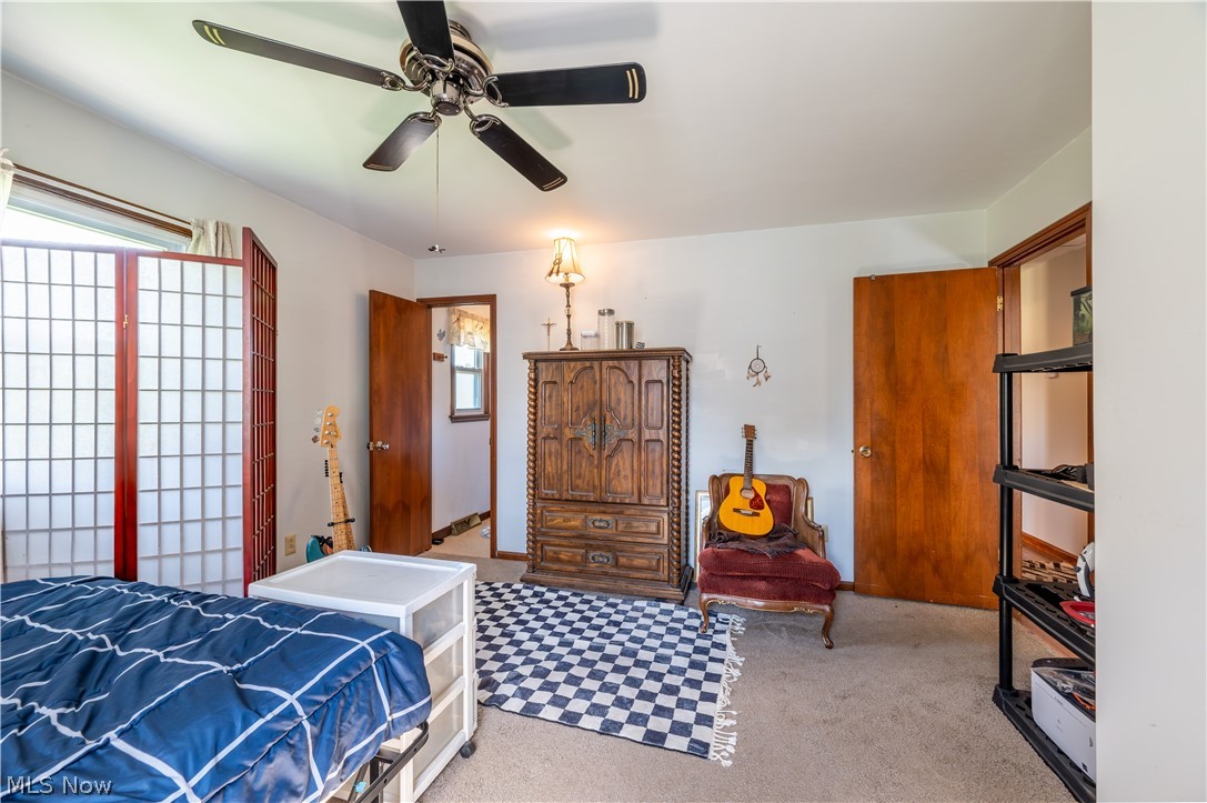 5369 Pierce Road Warren OH 44481