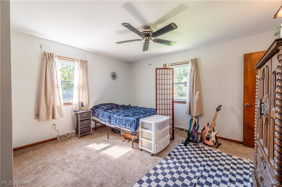 5369 Pierce Road Warren OH 44481