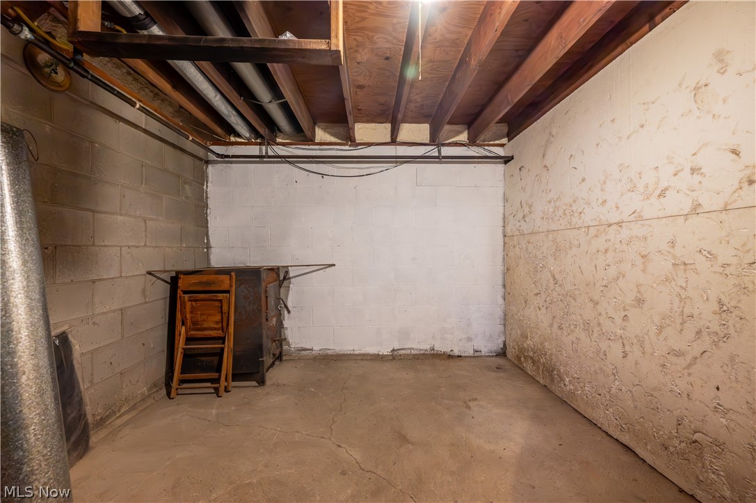 5369 Pierce Road Warren OH 44481