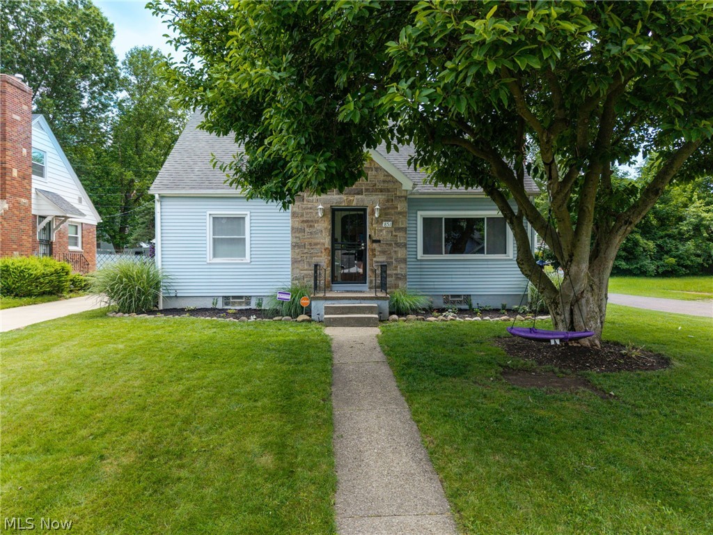 851 Orlando Avenue Akron OH 44320