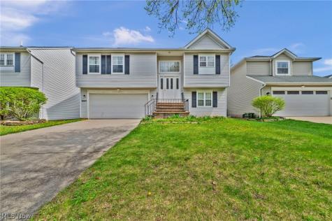9561 Cyprus Lane Olmsted Falls OH 44138