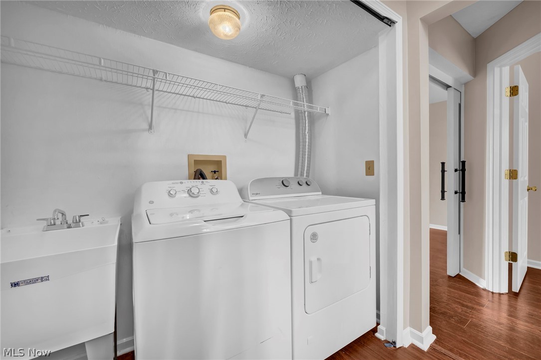9561 Cyprus Lane Olmsted Falls OH 44138