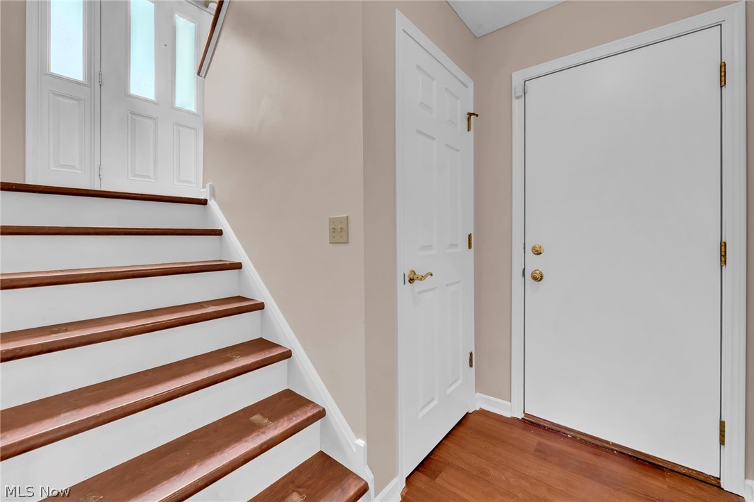 9561 Cyprus Lane Olmsted Falls OH 44138