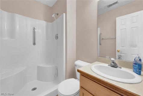 9561 Cyprus Lane Olmsted Falls OH 44138