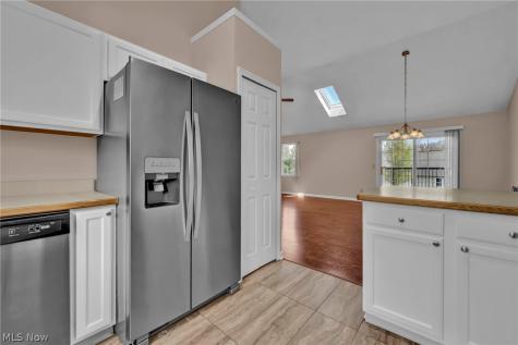 9561 Cyprus Lane Olmsted Falls OH 44138