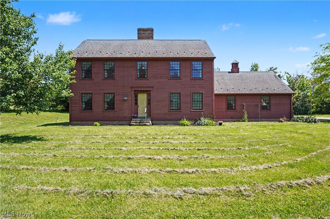 4622 Beechwood Avenue NE Paris OH 44669