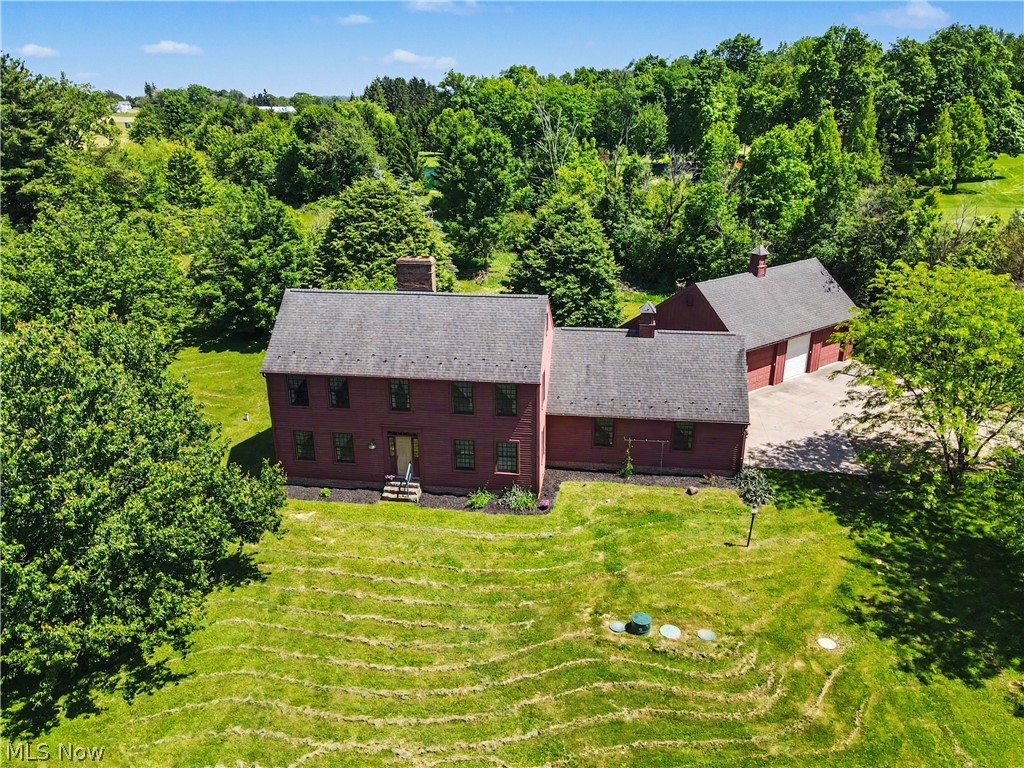 4622 Beechwood Avenue NE Paris OH 44669