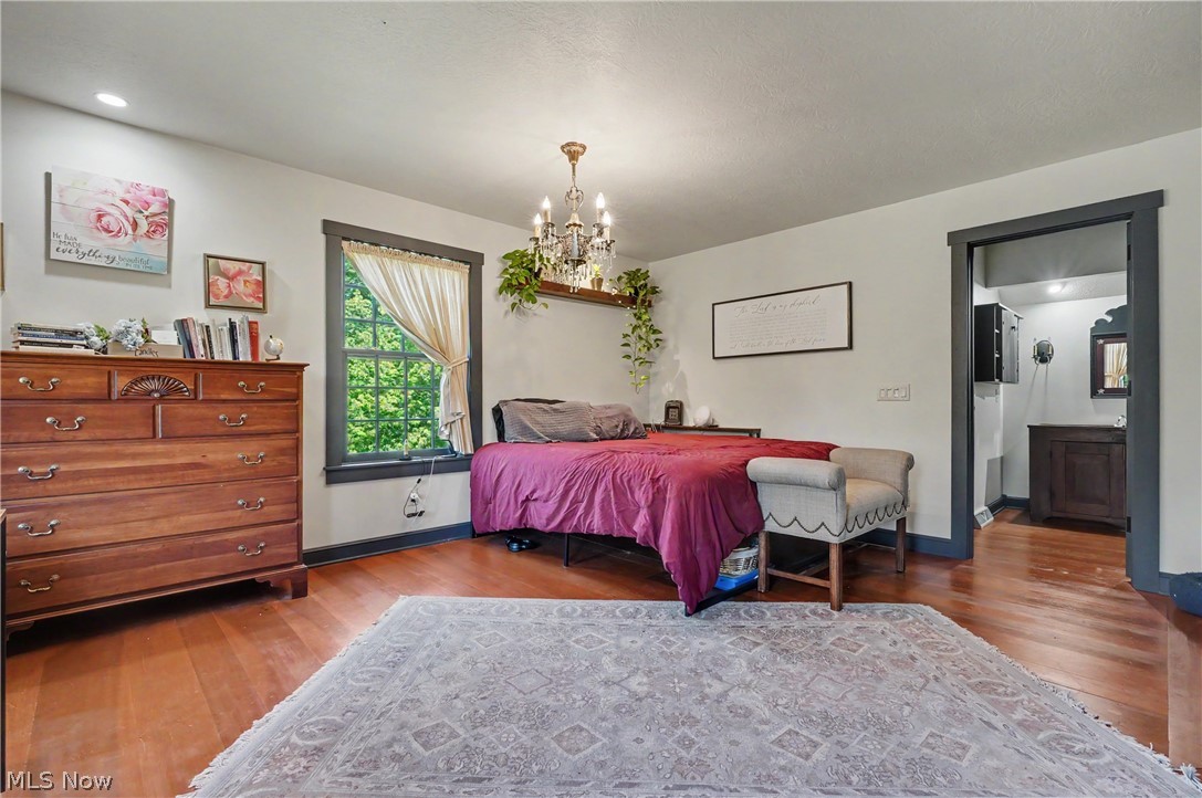 4622 Beechwood Avenue NE Paris OH 44669