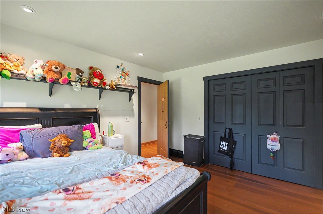 4622 Beechwood Avenue NE Paris OH 44669