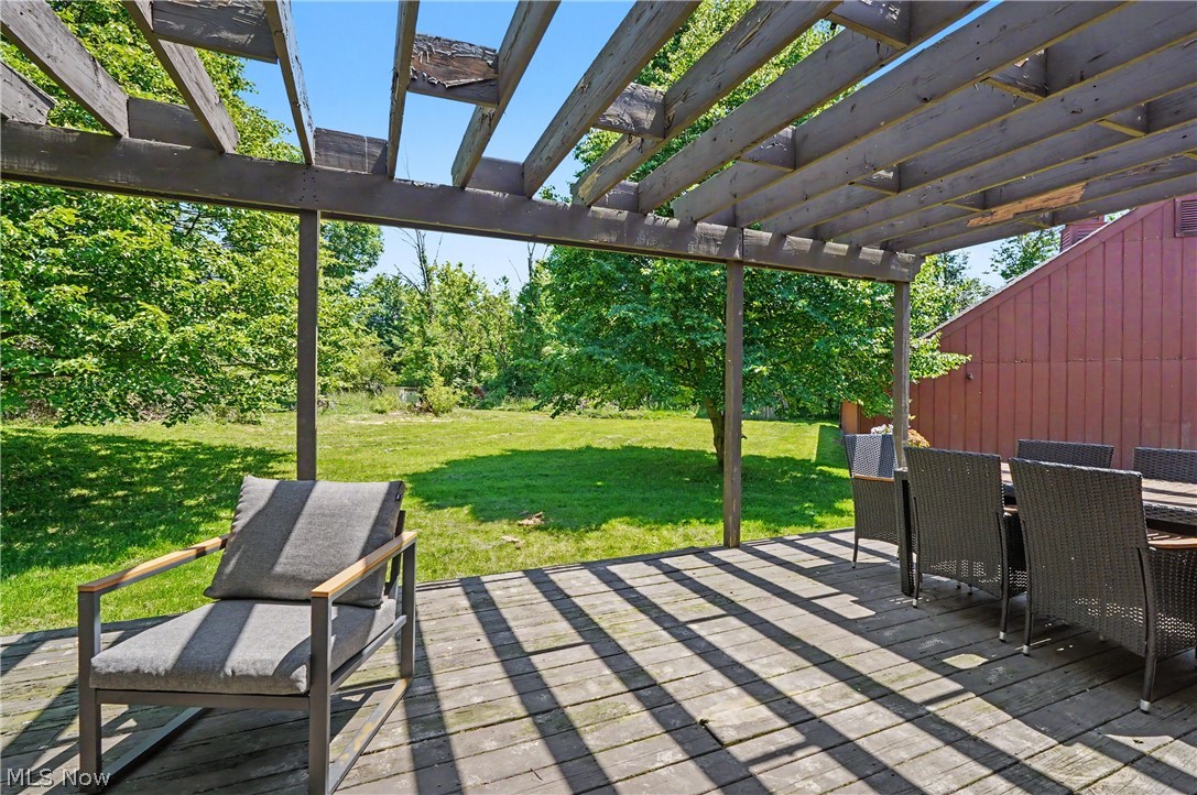 4622 Beechwood Avenue NE Paris OH 44669