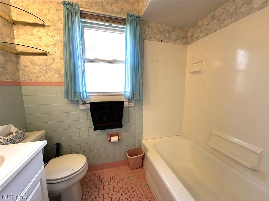 11909 Mccracken Road Garfield Heights OH 44125