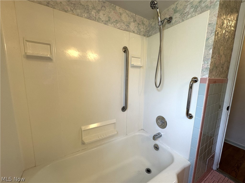 11909 Mccracken Road Garfield Heights OH 44125