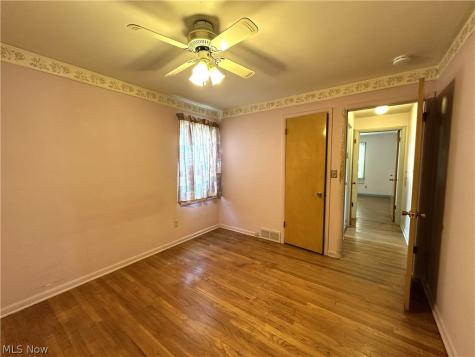 11909 Mccracken Road Garfield Heights OH 44125