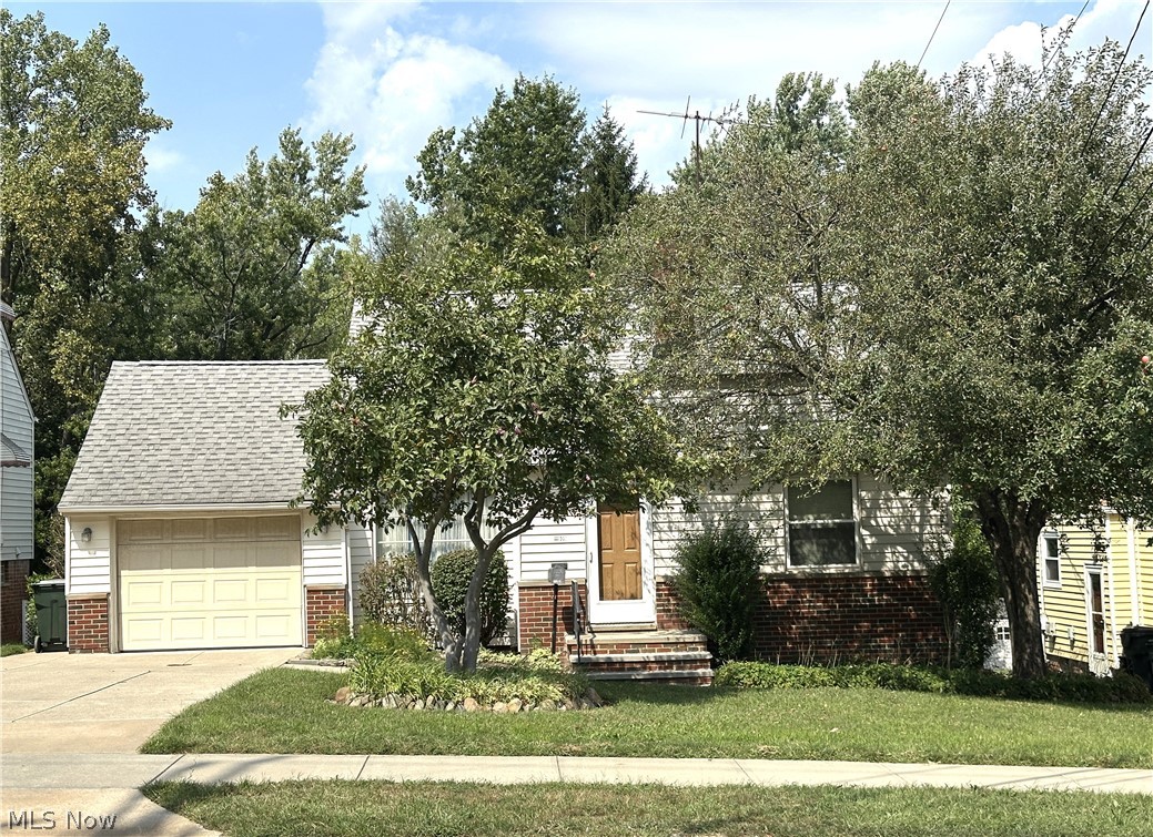 11909 Mccracken Road Garfield Heights OH 44125