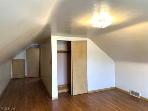 11909 Mccracken Road Garfield Heights OH 44125