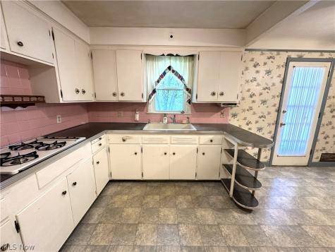 11909 Mccracken Road Garfield Heights OH 44125