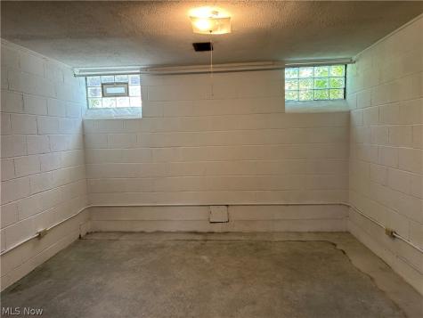 170 Charlotte Street Painesville OH 44077