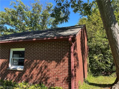 170 Charlotte Street Painesville OH 44077