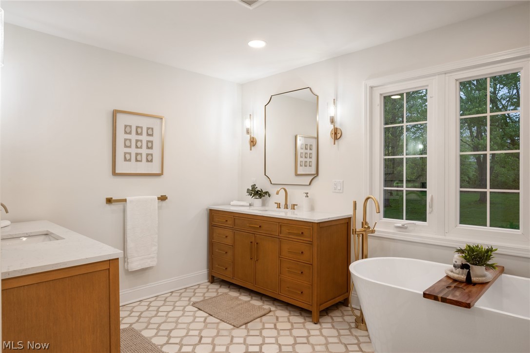 2560 Snowberry Lane Pepper Pike OH 44124